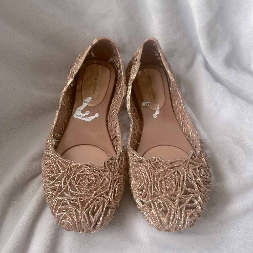 MAKE AN OFFER! Rose Gold Floral Jelly Flats
